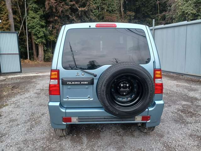 Mitsubishi Pajero Mini 8