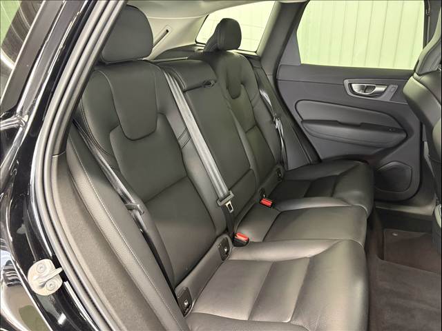 Volvo XC60 8