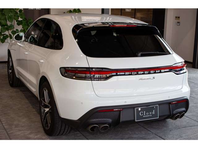 Porsche Macan 6