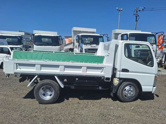 Mitsubishi Fuso Canter 7