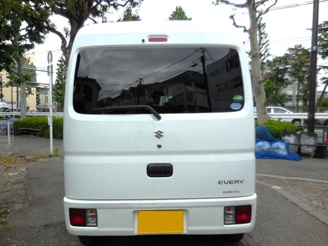 Suzuki Every 9