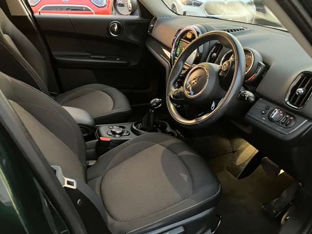 MINI Crossover 11