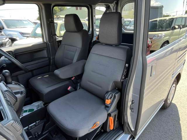 Honda N-VAN 12