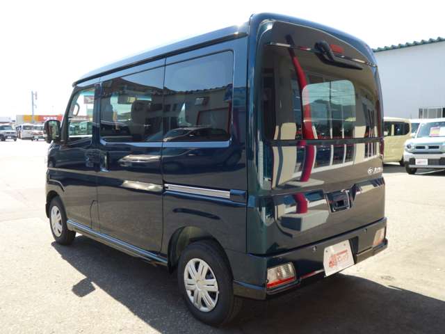 Daihatsu Atrai 4