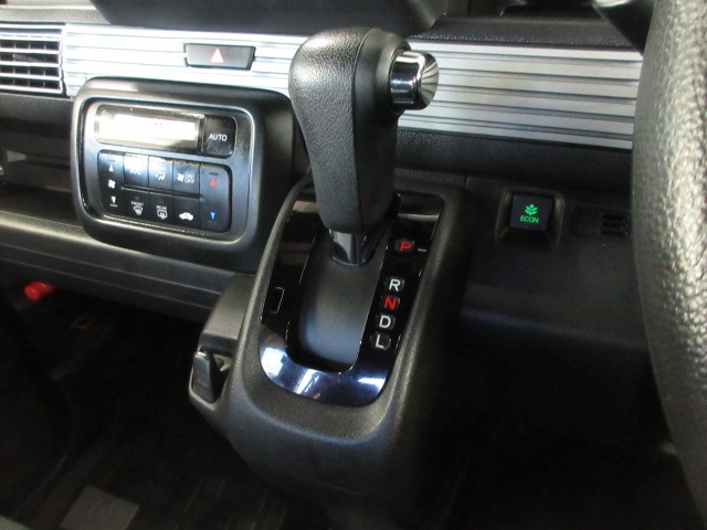 Honda N-VAN 7