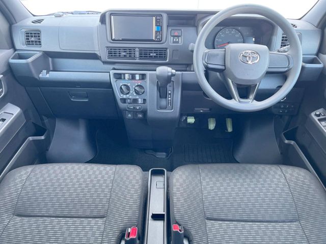 Toyota Pixis Van 2