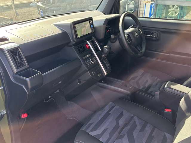 Daihatsu Taft 8
