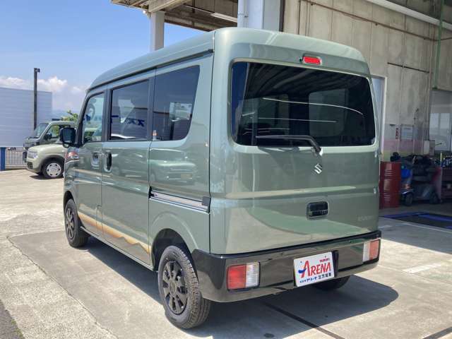 Suzuki Every 8