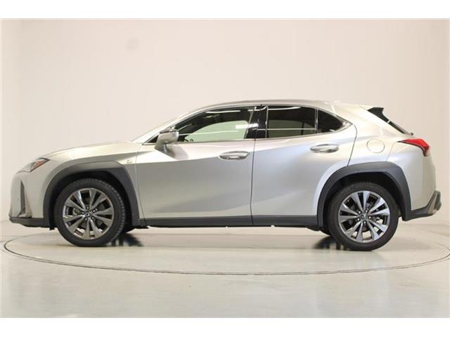 Lexus UX 11