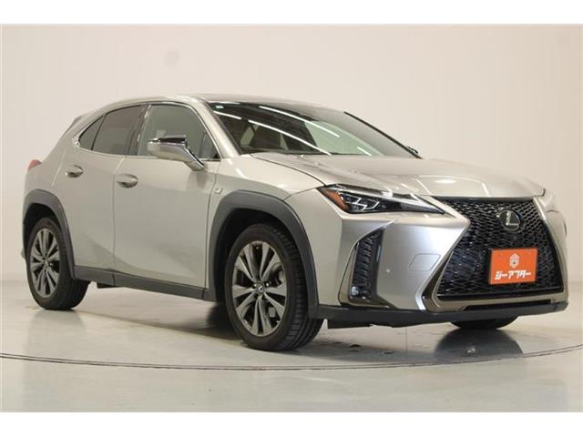 Lexus UX 8