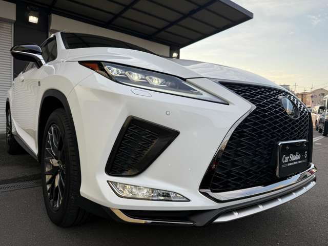 Lexus RX 7