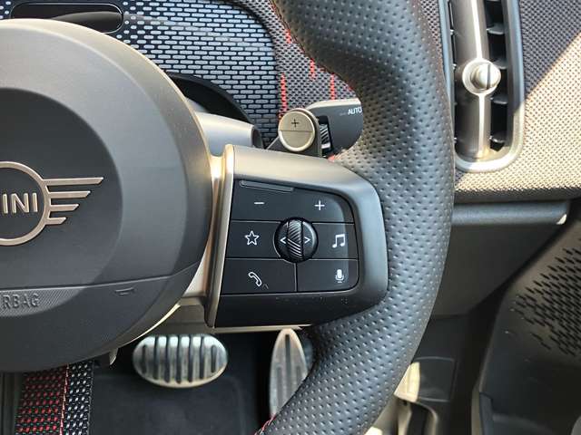 MINI Countryman 9