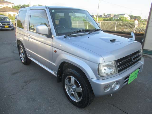 Mitsubishi Pajero Mini 4