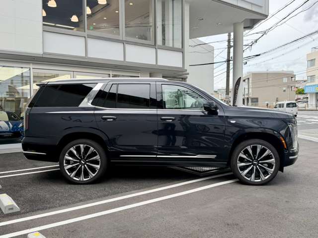 Cadillac エスカレード 6