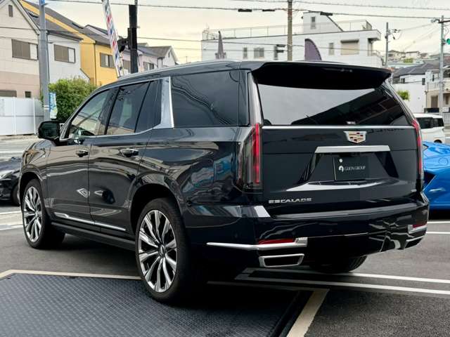 Cadillac エスカレード 9