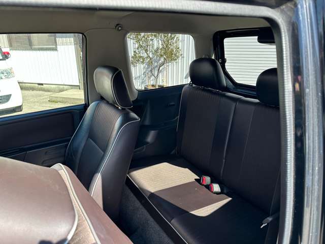 Mitsubishi Pajero Mini 10