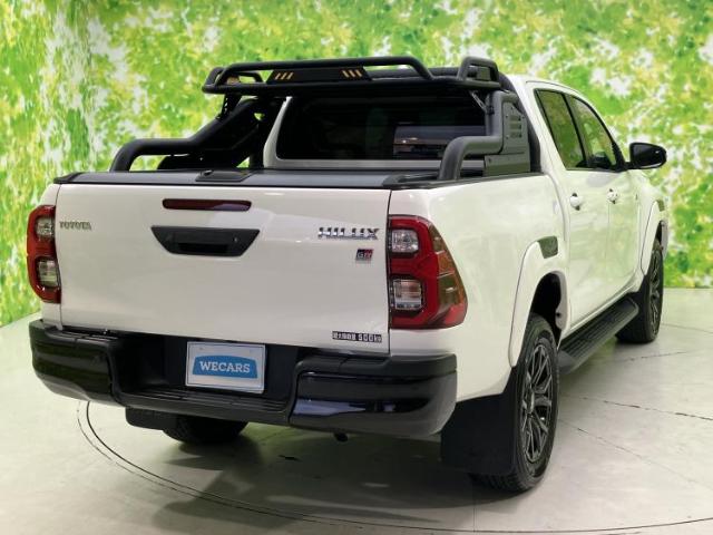 Toyota Hilux 6