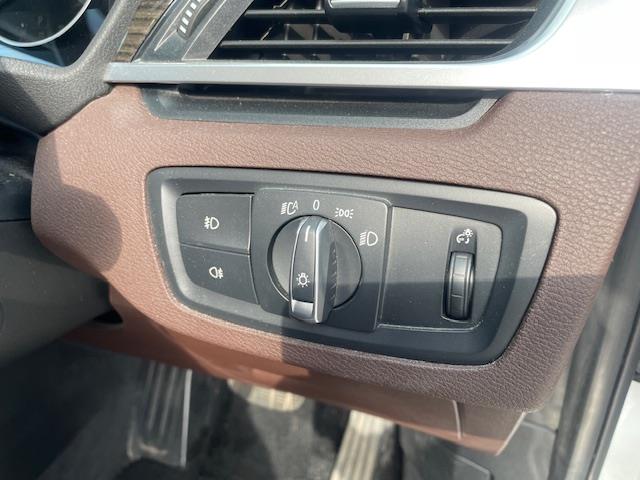 BMW X1 12