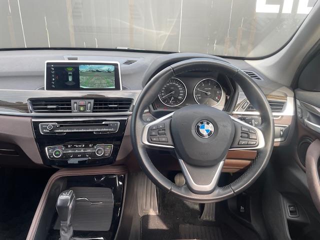 BMW X1 8