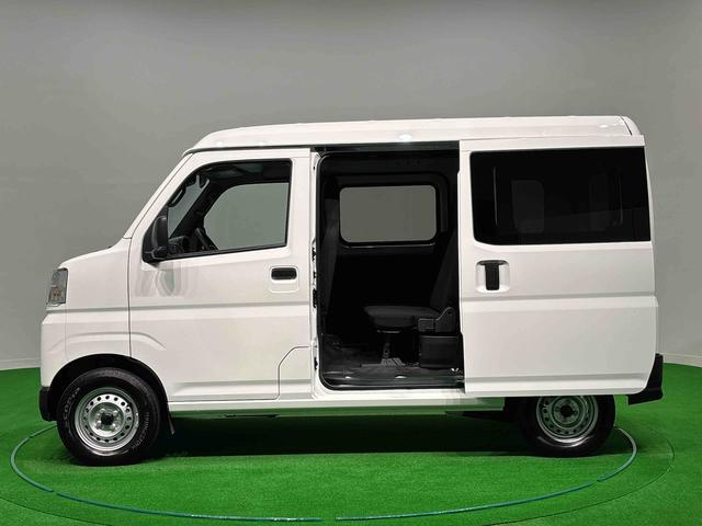 Daihatsu Hijet Cargo 8