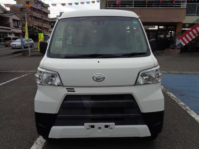 Daihatsu Hijet Cargo 2