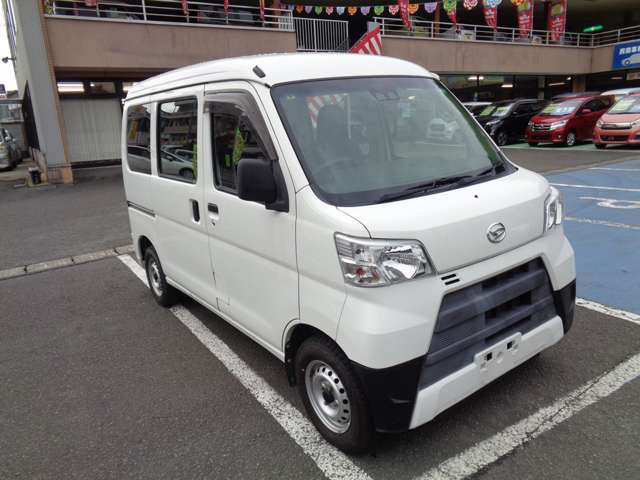 Daihatsu Hijet Cargo 3