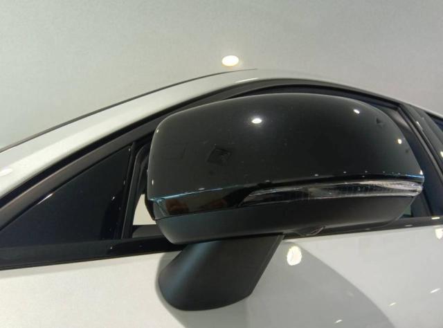 Volvo C40 11