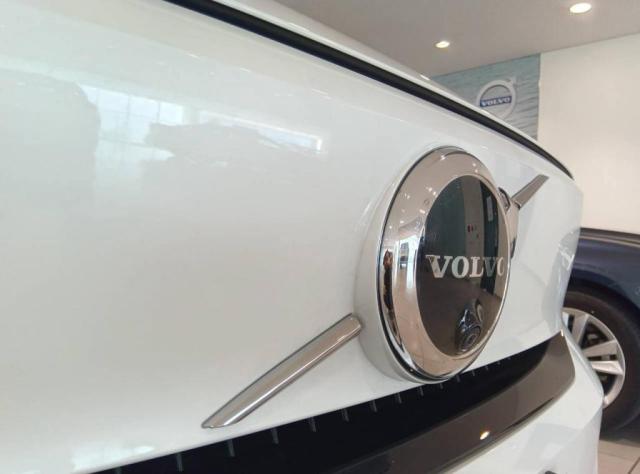 Volvo C40 12