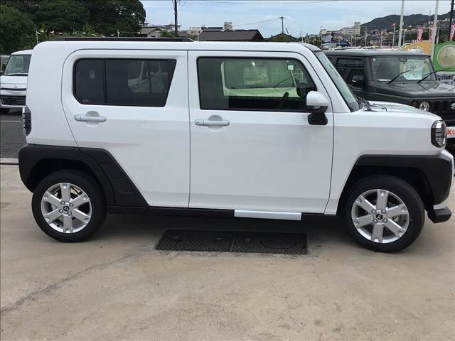Daihatsu Taft 7