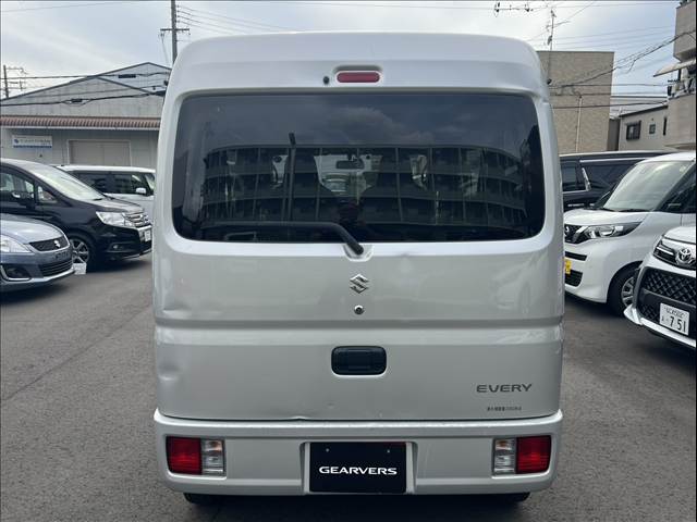 Suzuki Every 9