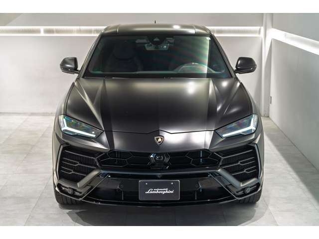 Lamborghini ウルス 5