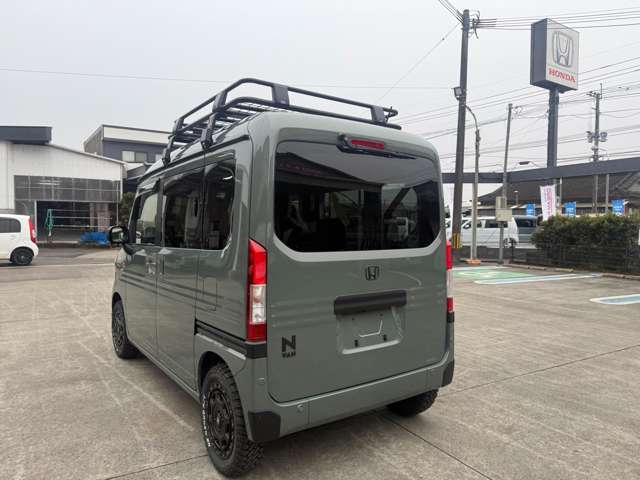 Honda N-VAN 8