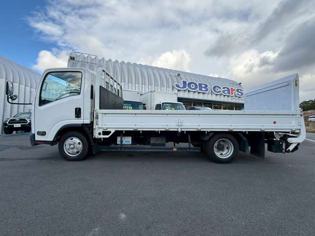 Isuzu Elf 10