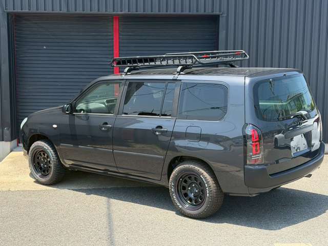 Toyota Probox Van 11