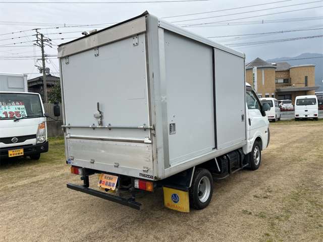 Mazda Bongo Truck 8