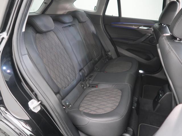 BMW X1 8