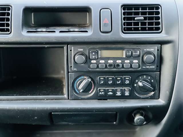 Nissan Vanette 11