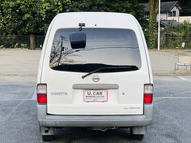 Nissan Vanette 3