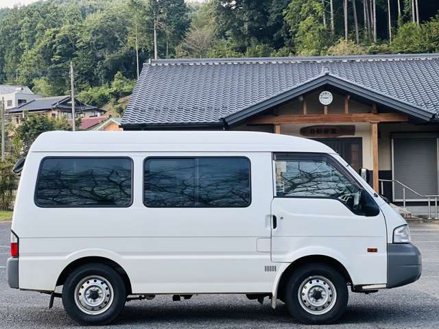 Nissan Vanette 4