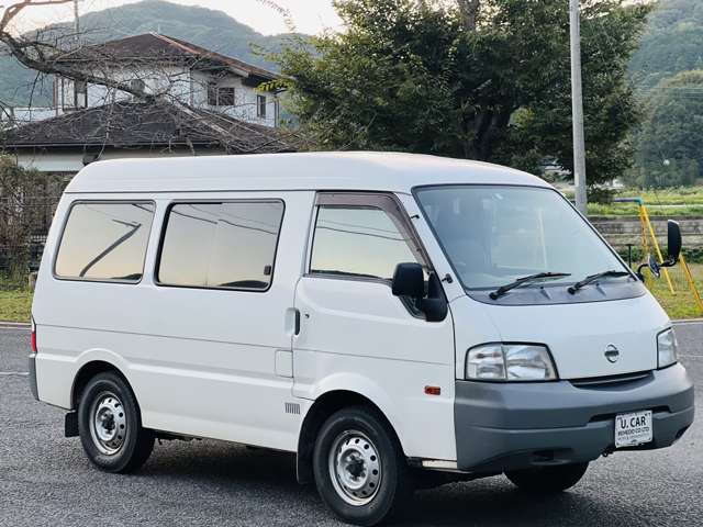 Nissan Vanette 8
