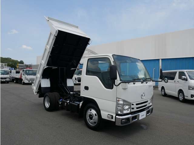 Isuzu Elf 4