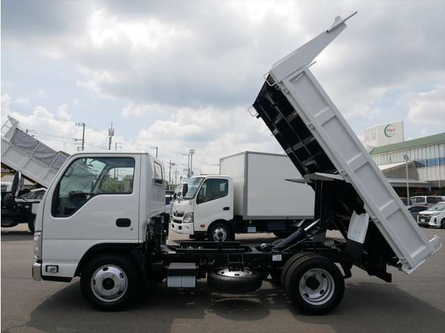 Isuzu Elf 9