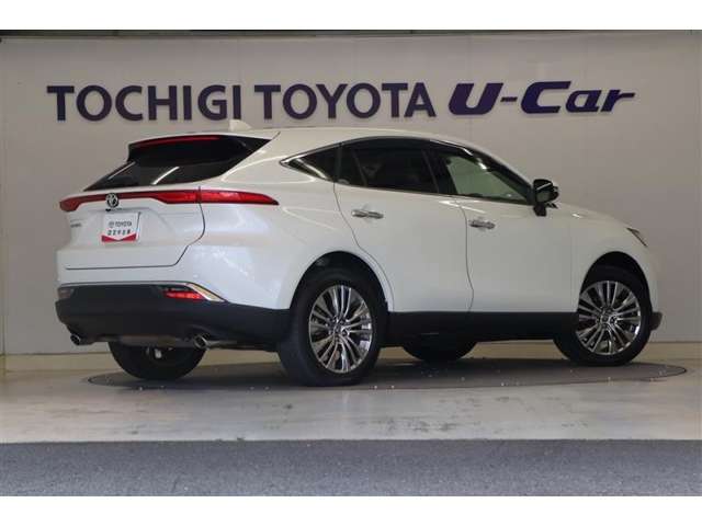 Toyota Harrier 3