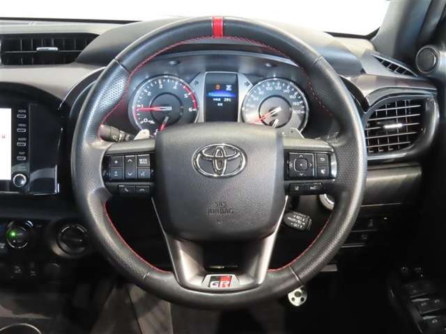 Toyota Hilux 5