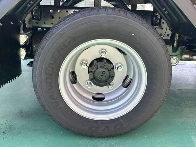 Mitsubishi Fuso Canter 11