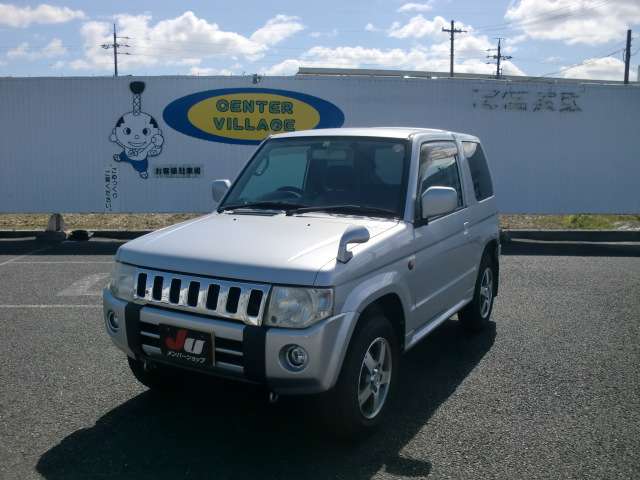 Mitsubishi Pajero Mini 4