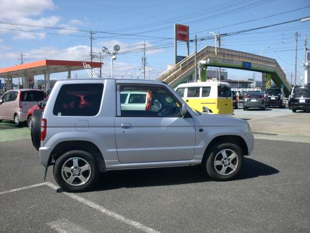 Mitsubishi Pajero Mini 6