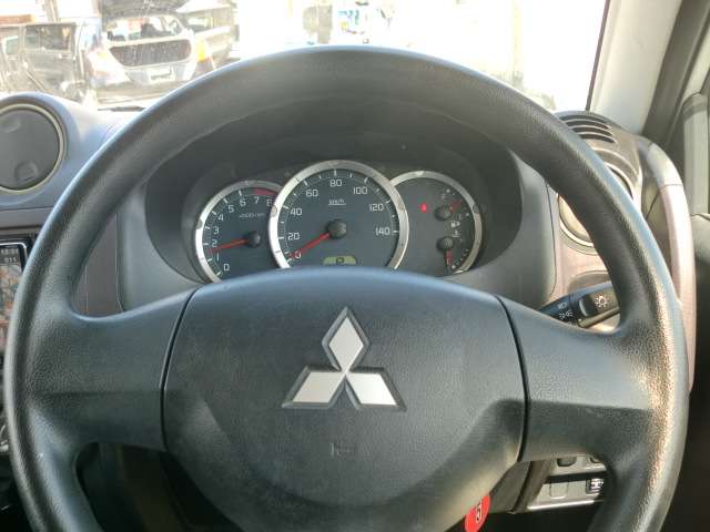 Mitsubishi Pajero Mini 9