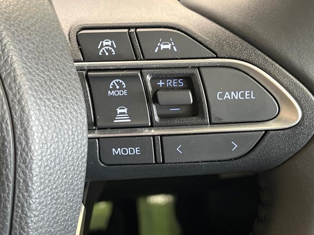 Toyota Voxy 6