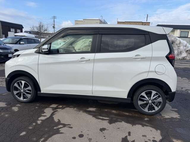 Mitsubishi eK X 12